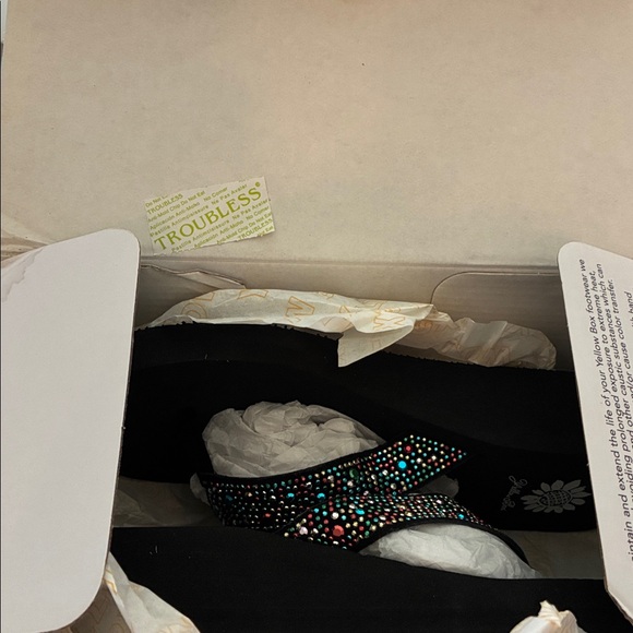 Yellow Box Black Flip Flops with Colorful Beads - Picture 4 of 6